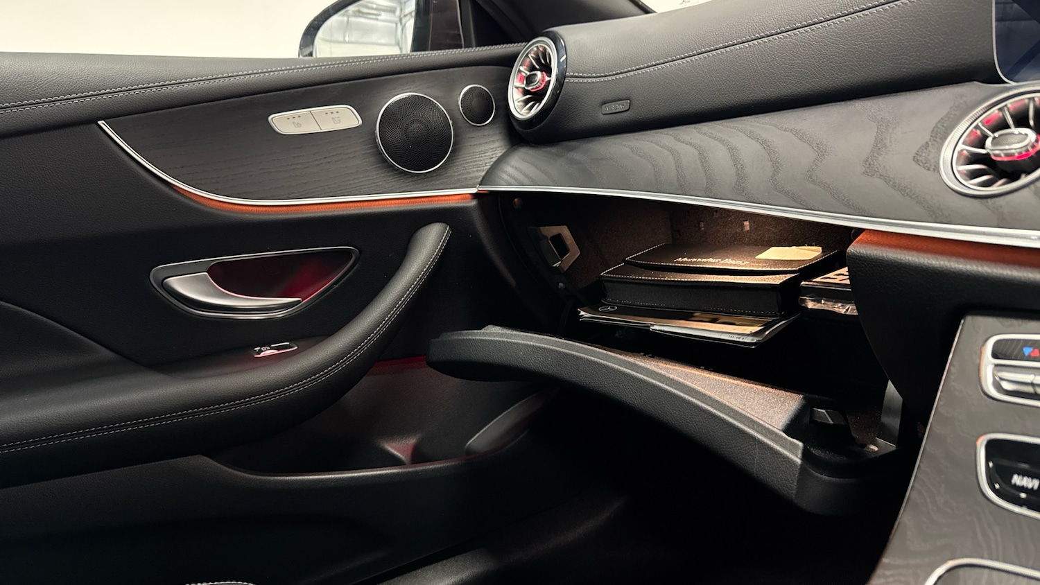 Used Mercedes-Benz E Class 2019 for sale - 76984616: Photo 34