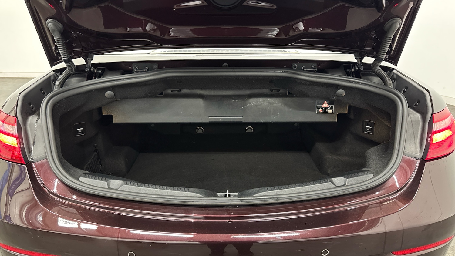 Used Mercedes-Benz E Class 2019 for sale - 76984616: Photo 45