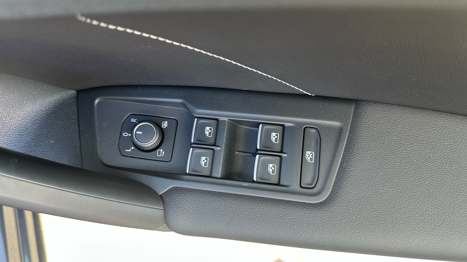 Used Volkswagen Tiguan 2023 for sale - 76738635: Photo 19