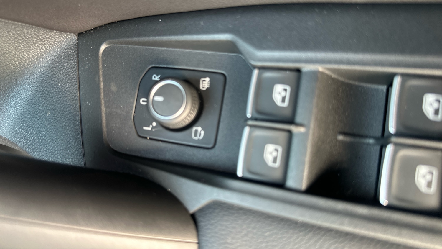 Used Volkswagen Tiguan 2023 for sale - 76738635: Photo 33