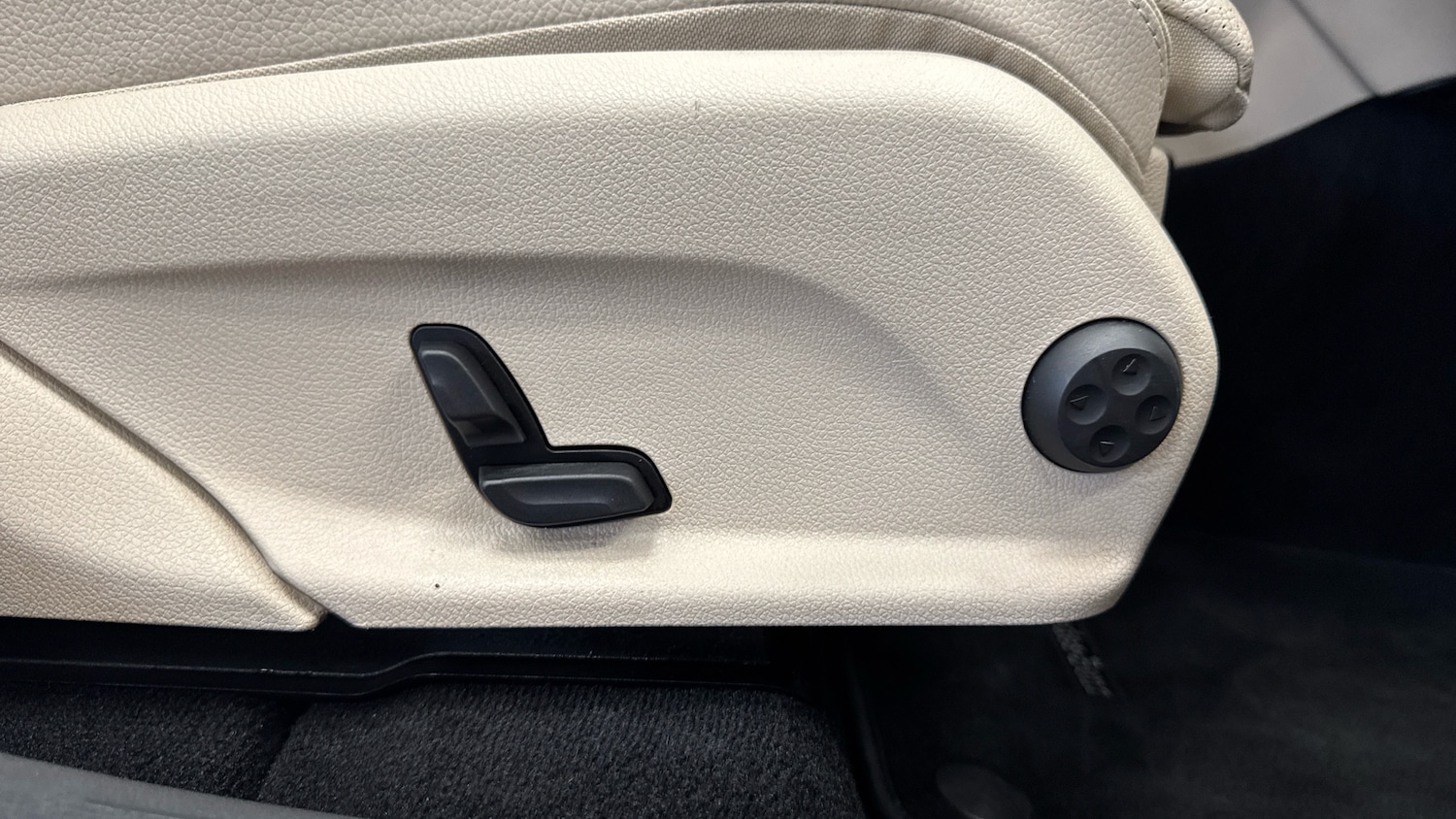 Used Mercedes-Benz EQC 2021 for sale - 77068974: Photo 26