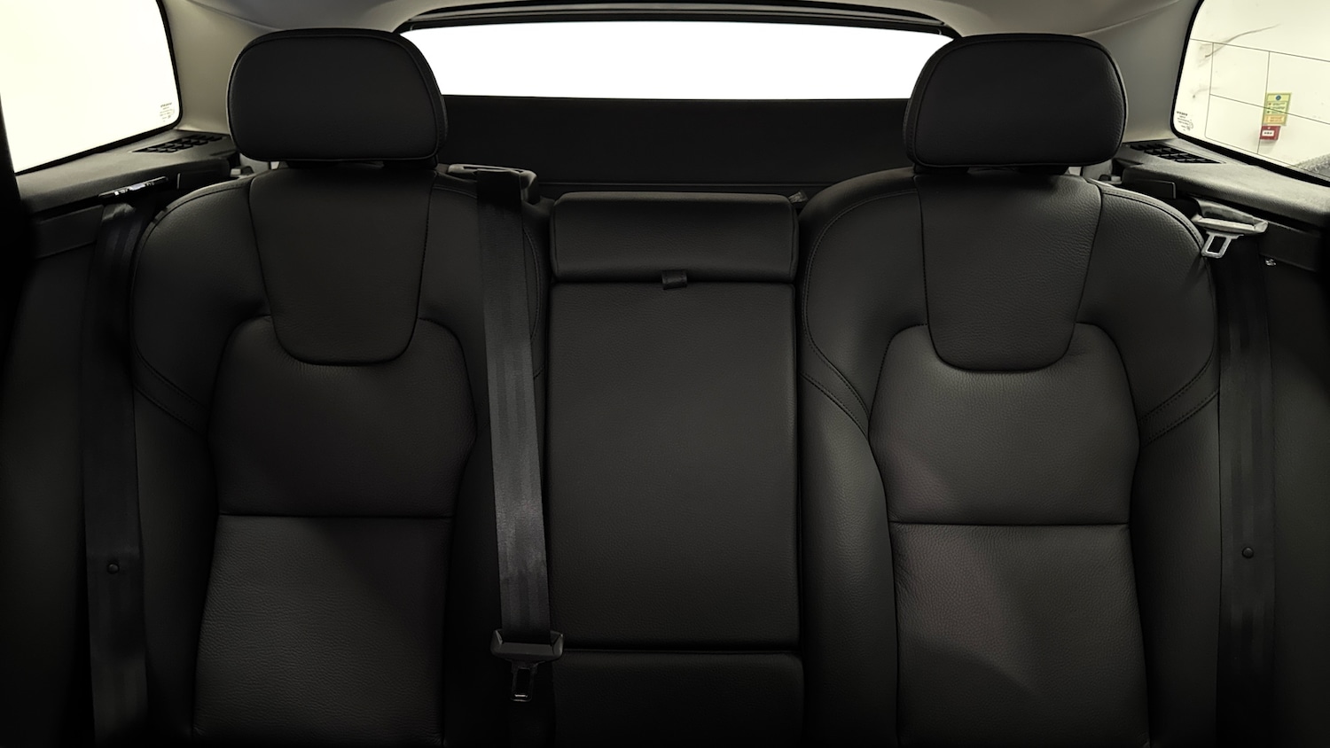 Used Volvo XC60 2024 for sale - 76384889: Photo 15