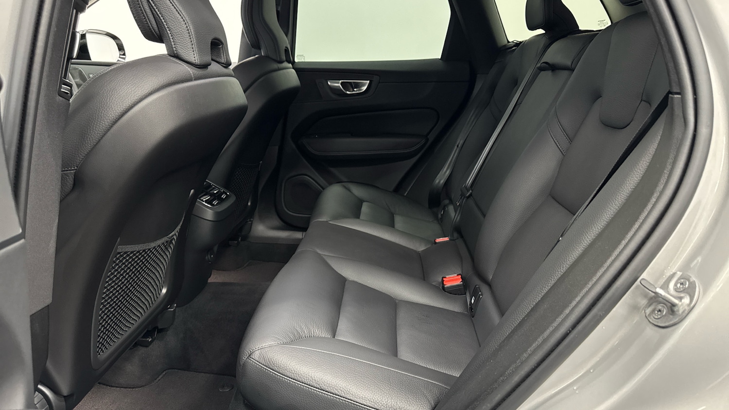 Used Volvo XC60 2024 for sale - 76384889: Photo 16