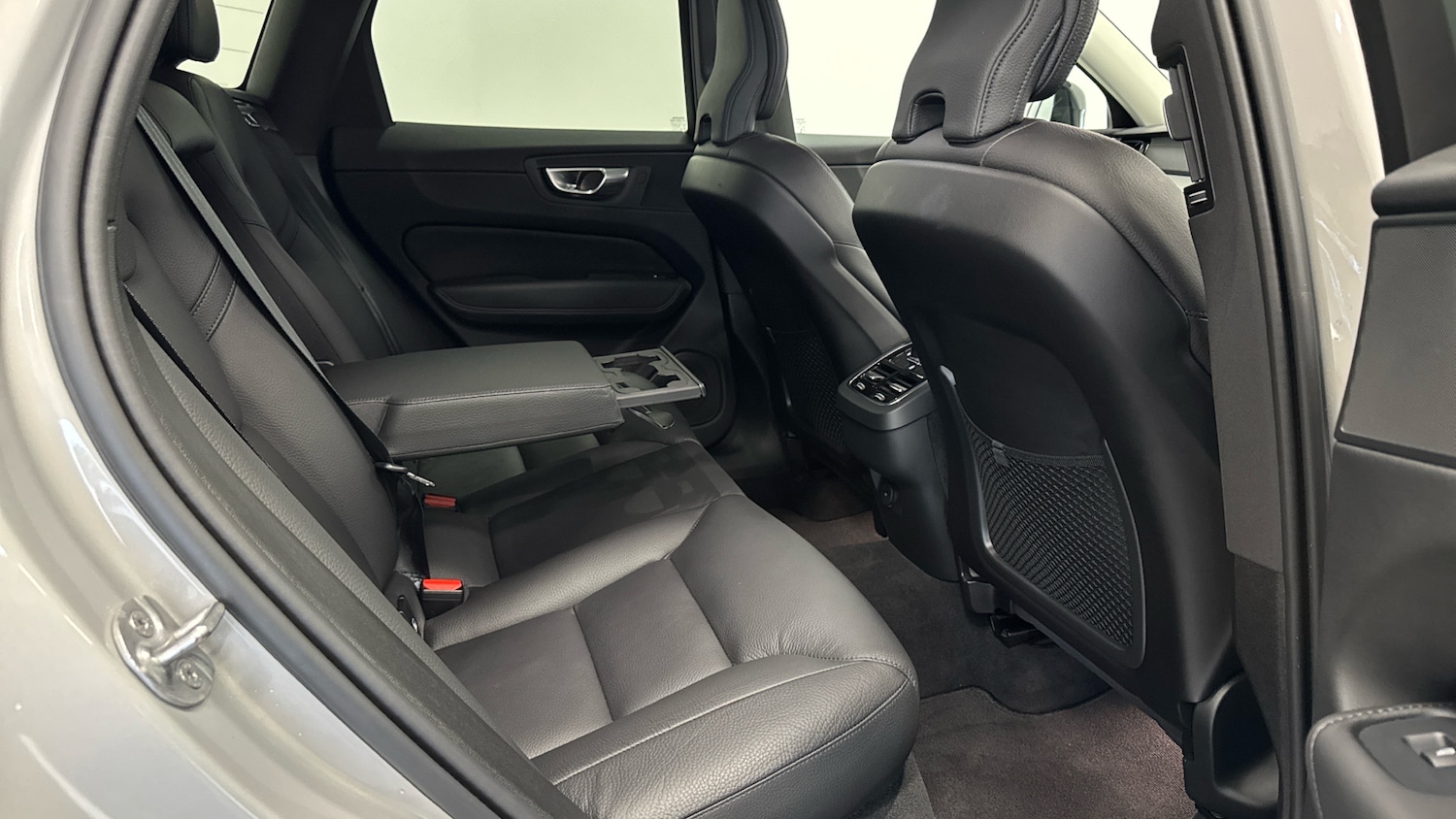 Used Volvo XC60 2024 for sale - 76384889: Photo 22