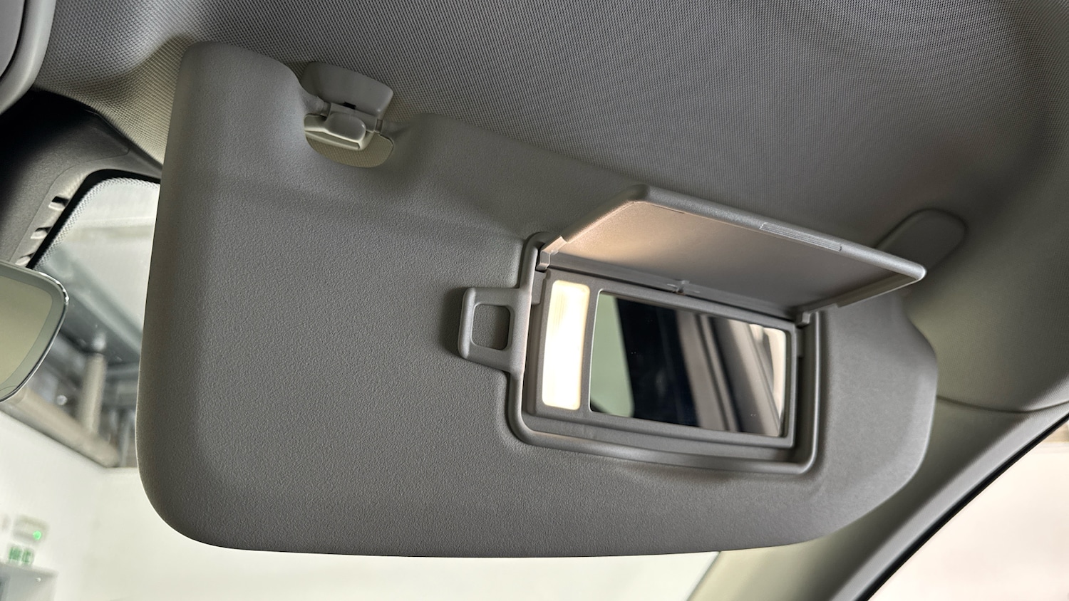 Used Volvo XC60 2024 for sale - 76384889: Photo 38