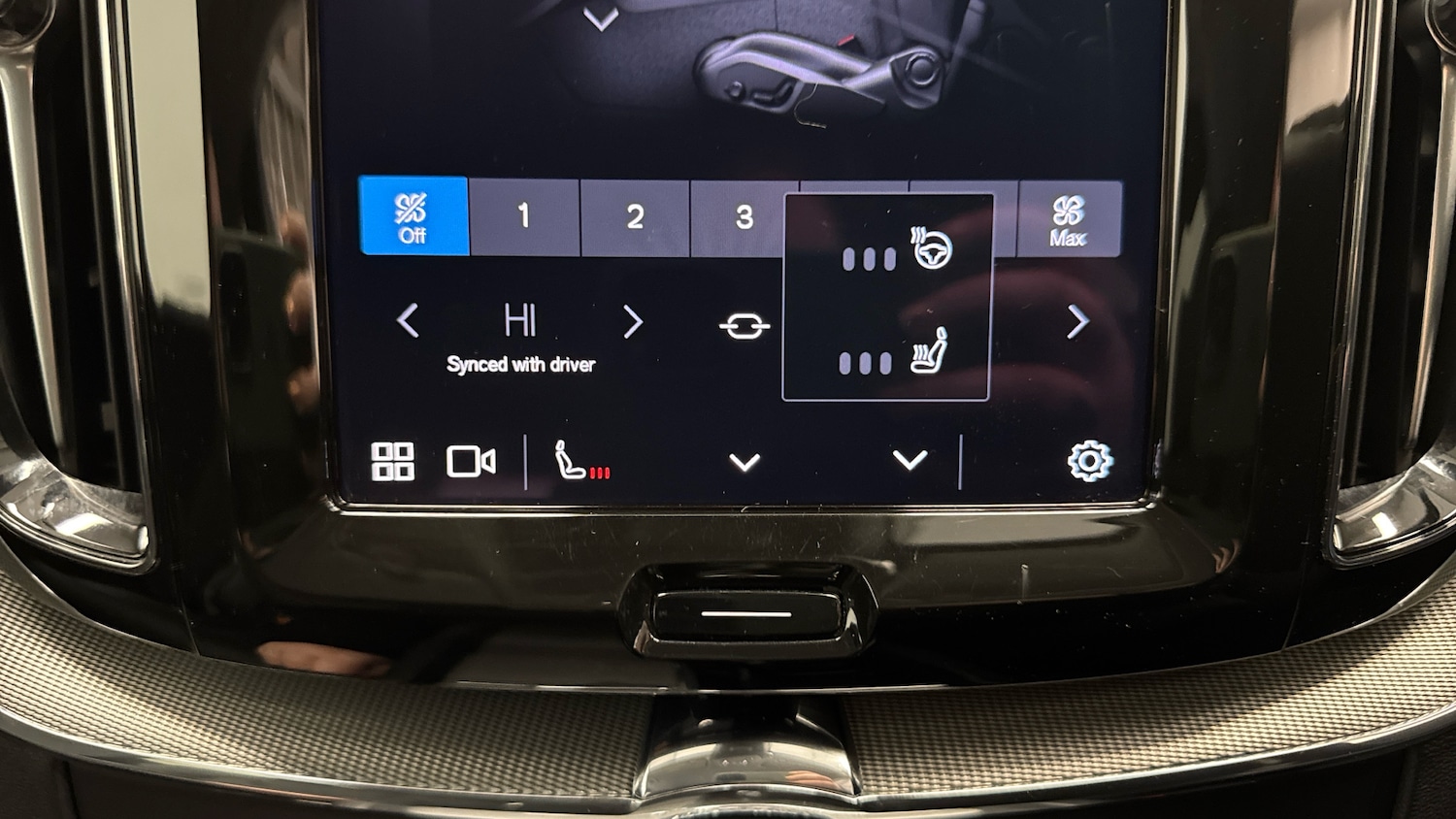 Used Volvo XC60 2024 for sale - 76384889: Photo 41