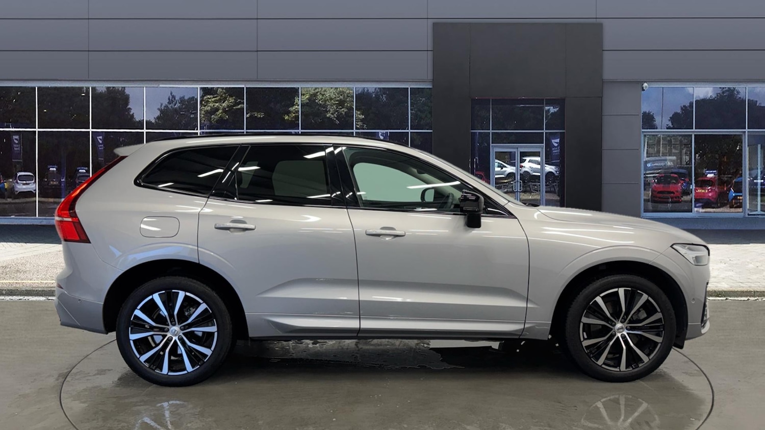 Used Volvo XC60 2024 for sale - 76384889: Photo 5