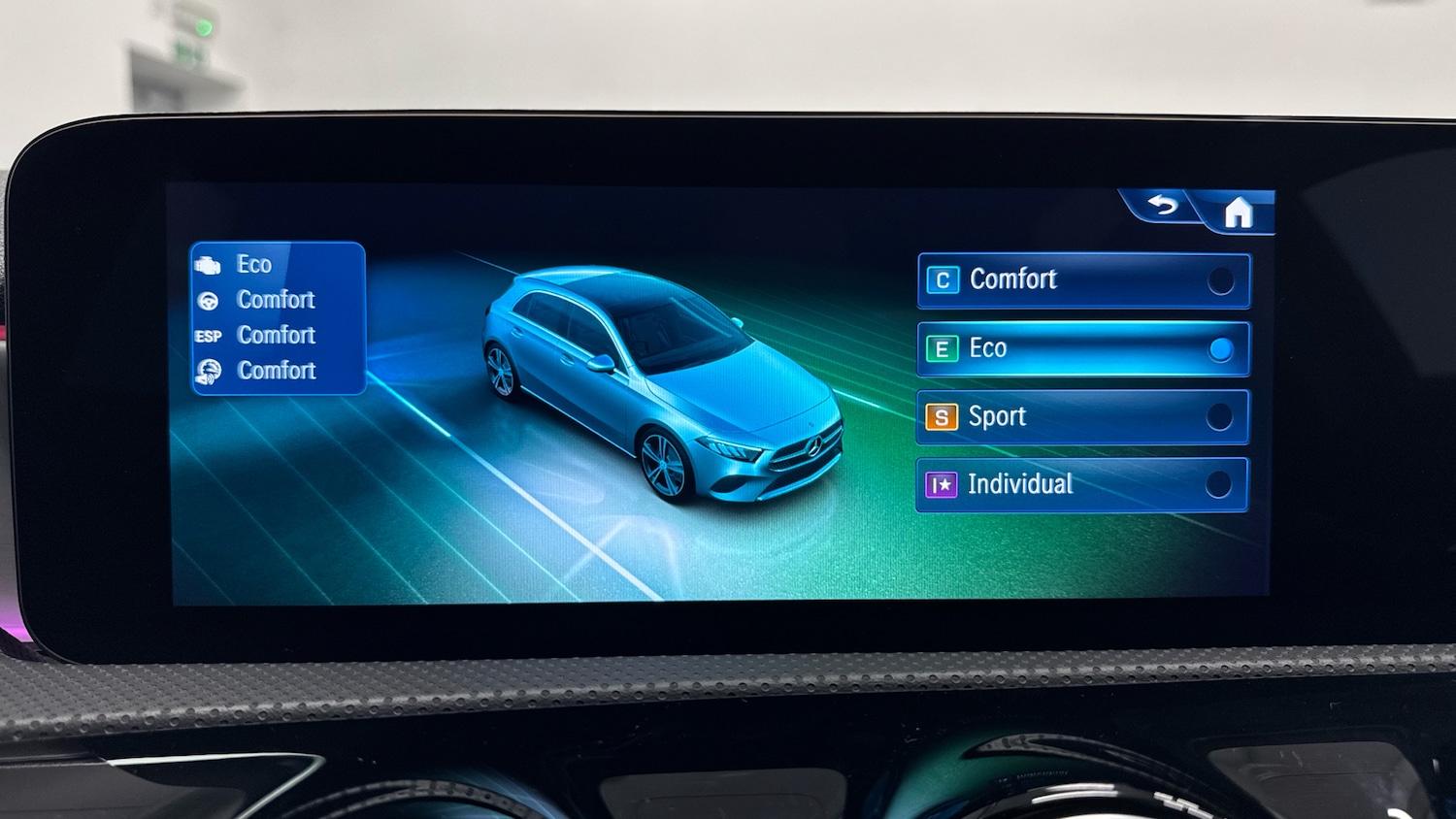 Used Mercedes-Benz A-Class 2024 for sale - 77045563: Photo 38