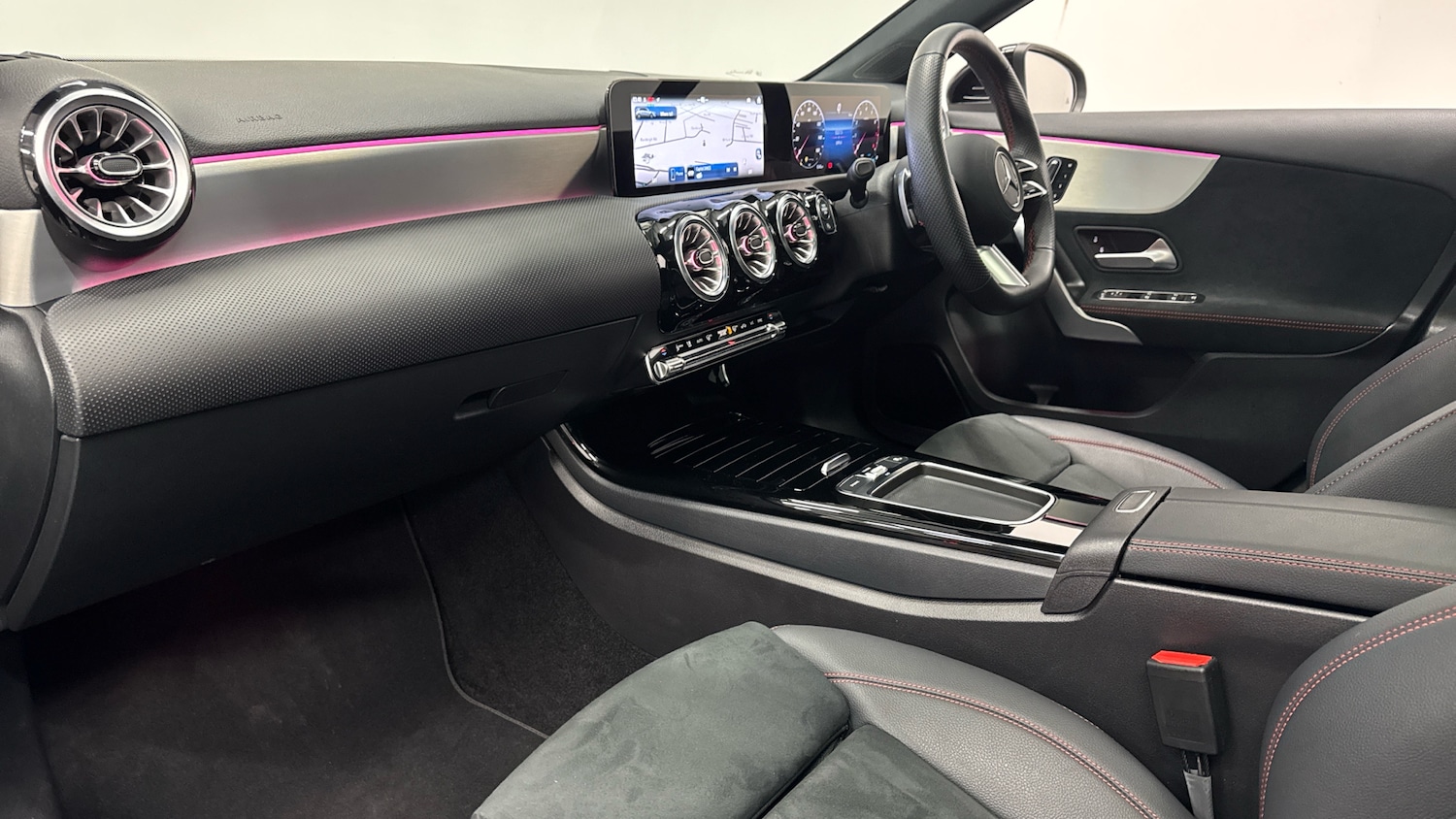 Used Mercedes-Benz A-Class 2024 for sale - 77045563: Photo 9