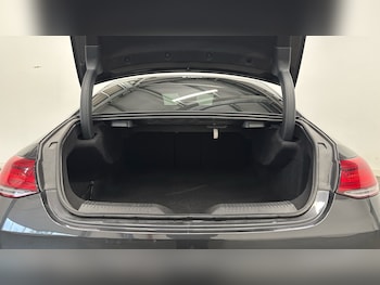 Used Mercedes-Benz CLS 2019 for sale - 76381867: Photo