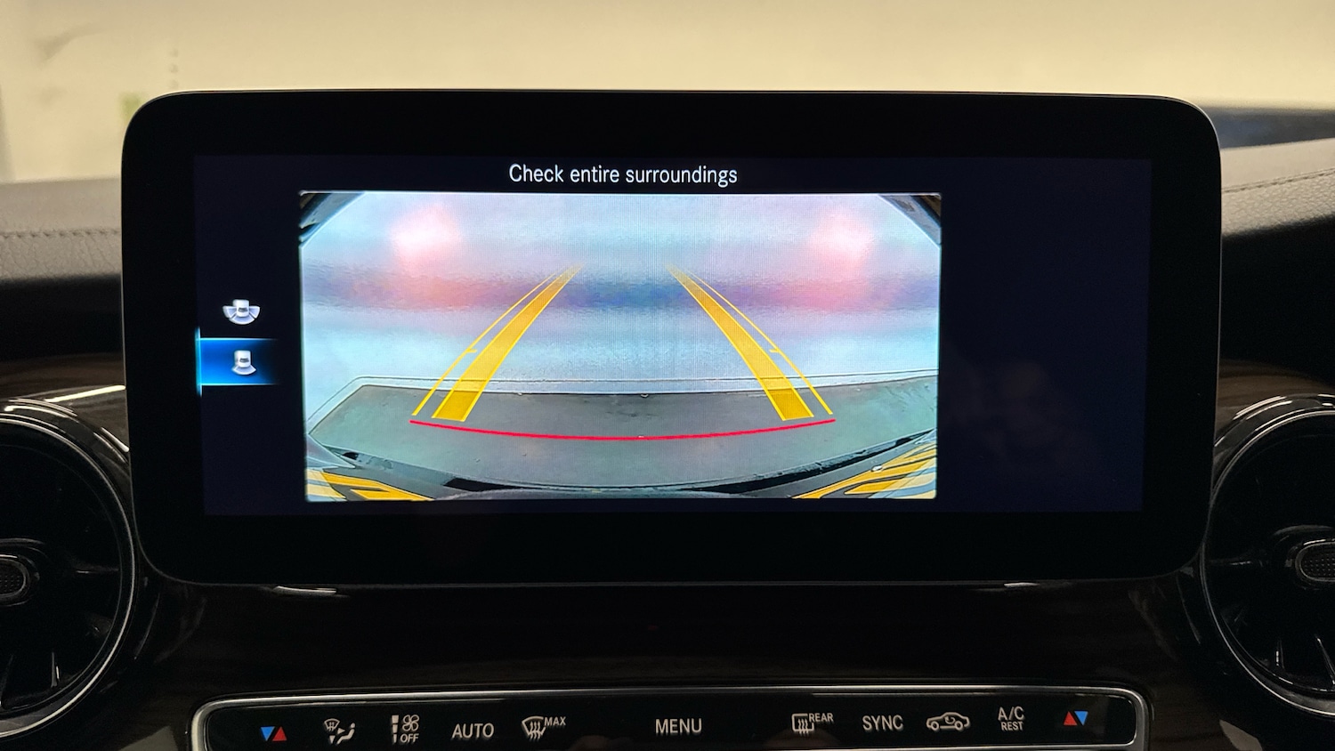 Used Mercedes-Benz V-Class 2020 for sale - 77836754: Photo 19