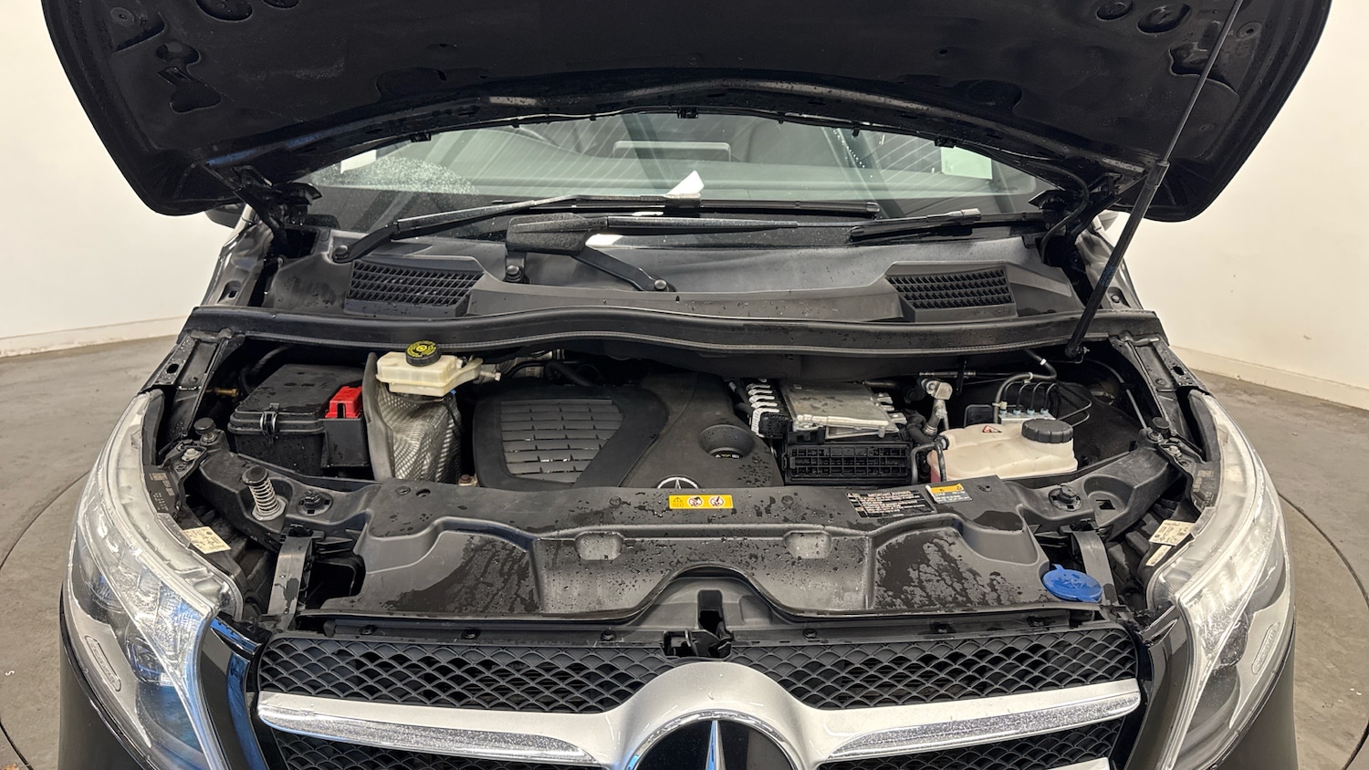 Used Mercedes-Benz V-Class 2020 for sale - 77836754: Photo 8