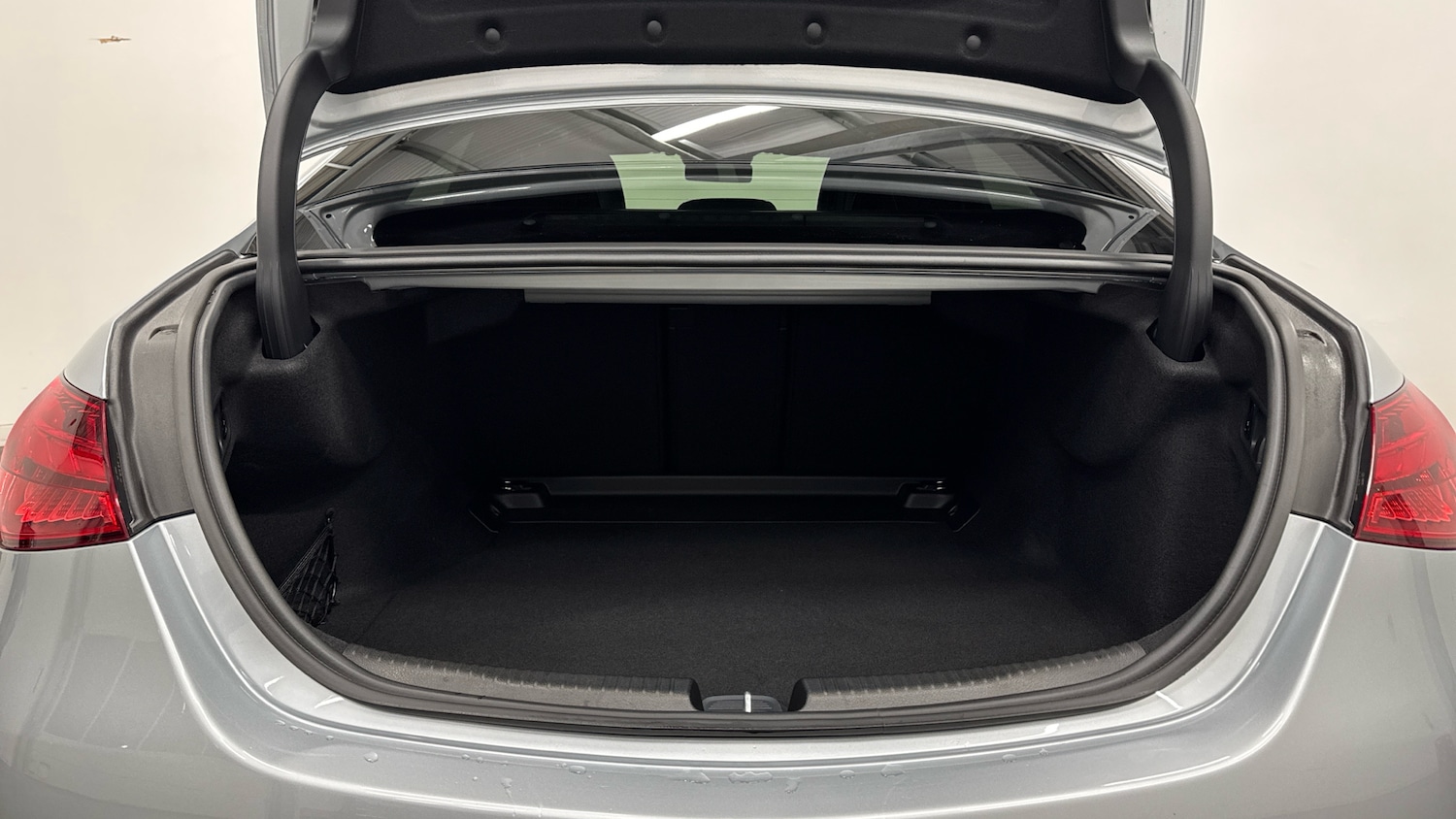 Used Mercedes-Benz C Class 2024 for sale - 77068954: Photo 4