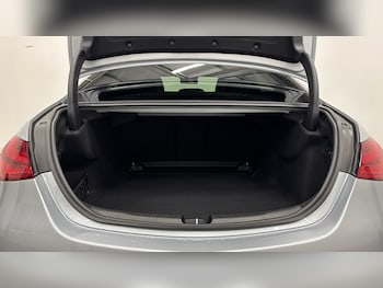 Used Mercedes-Benz C Class 2024 for sale - 77068954: Photo