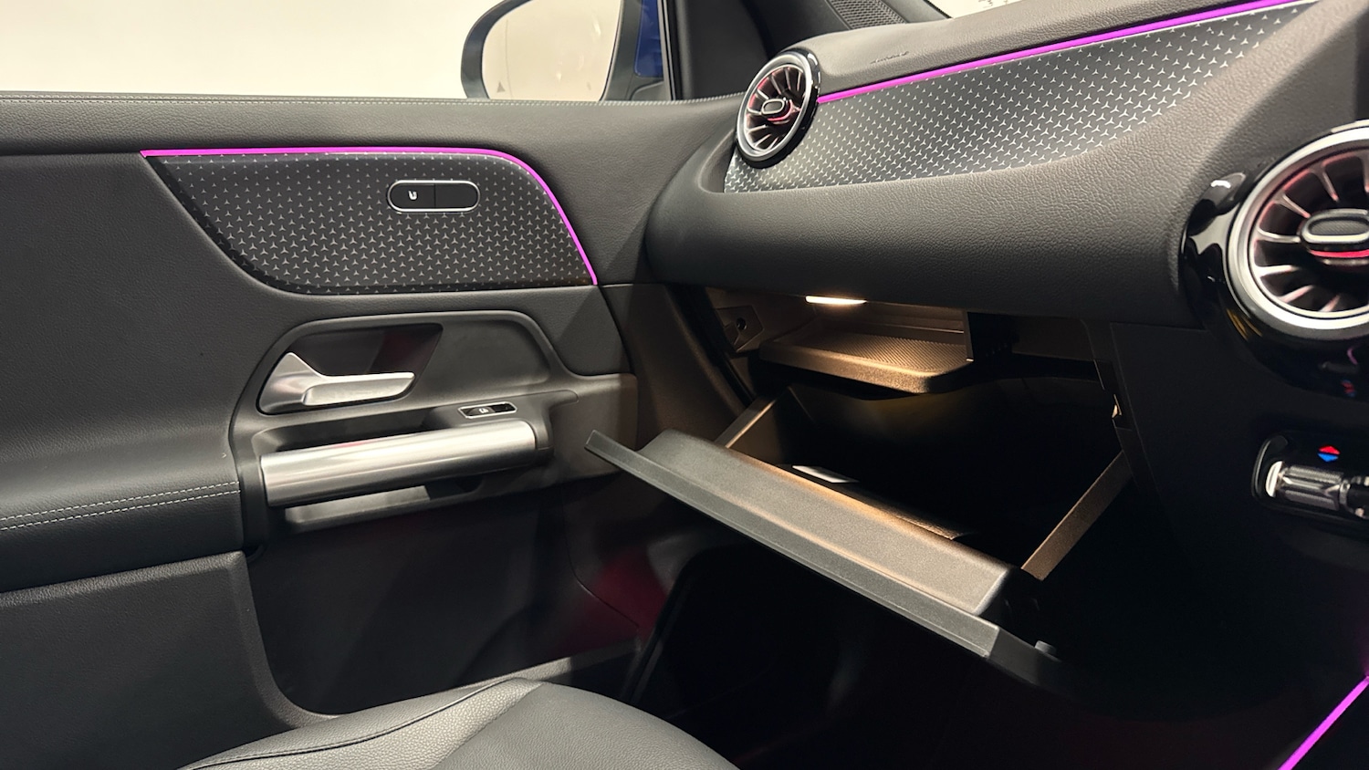 Used Mercedes-Benz EQA 2024 for sale - 77186779: Photo 37