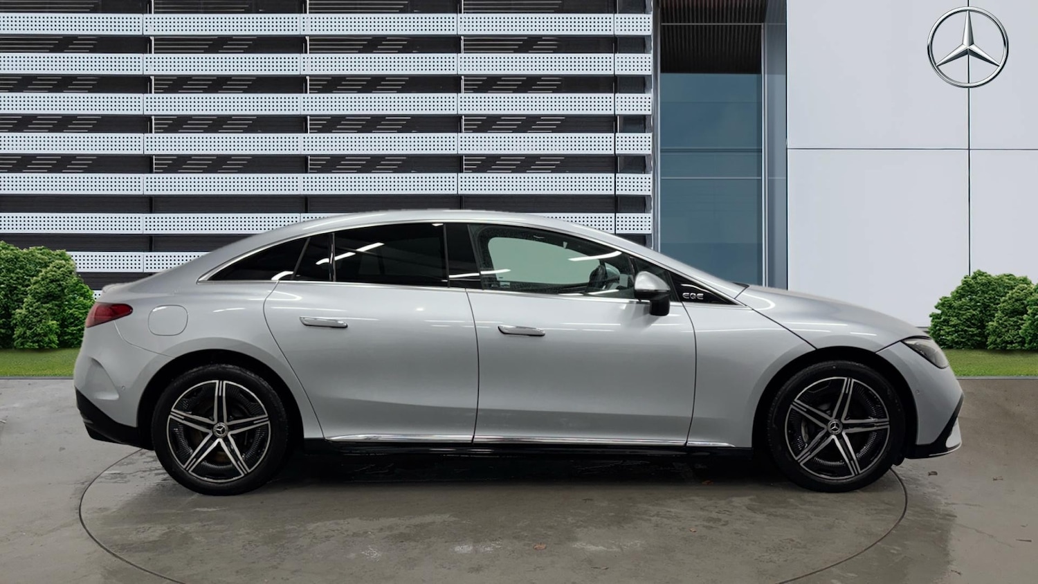 Used Mercedes-Benz EQA 2023 for sale - 76796779: Photo 5