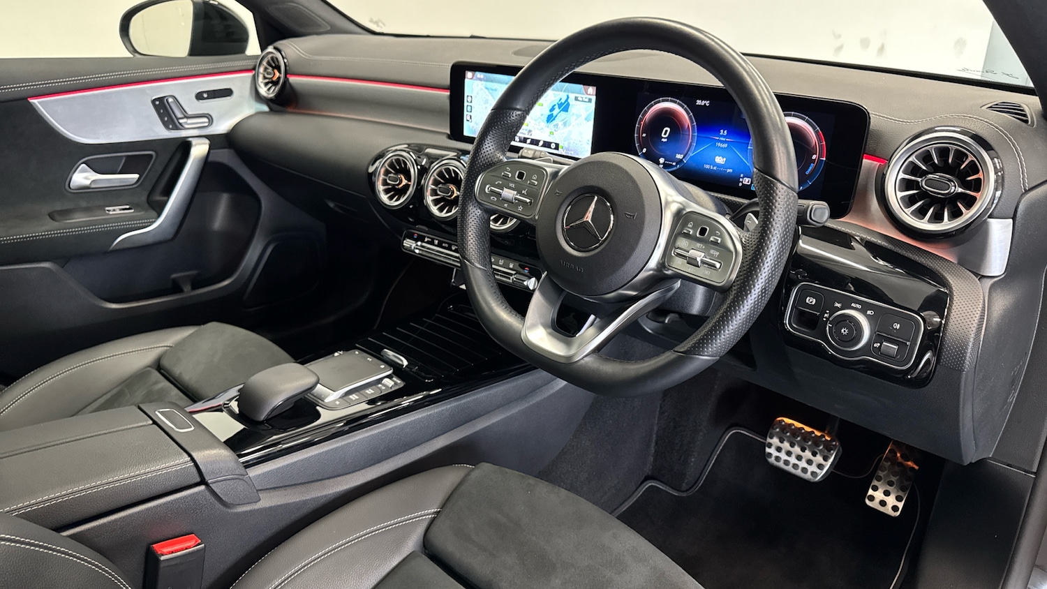 Used Mercedes-Benz A-Class 2021 for sale - 76196402: Photo 11