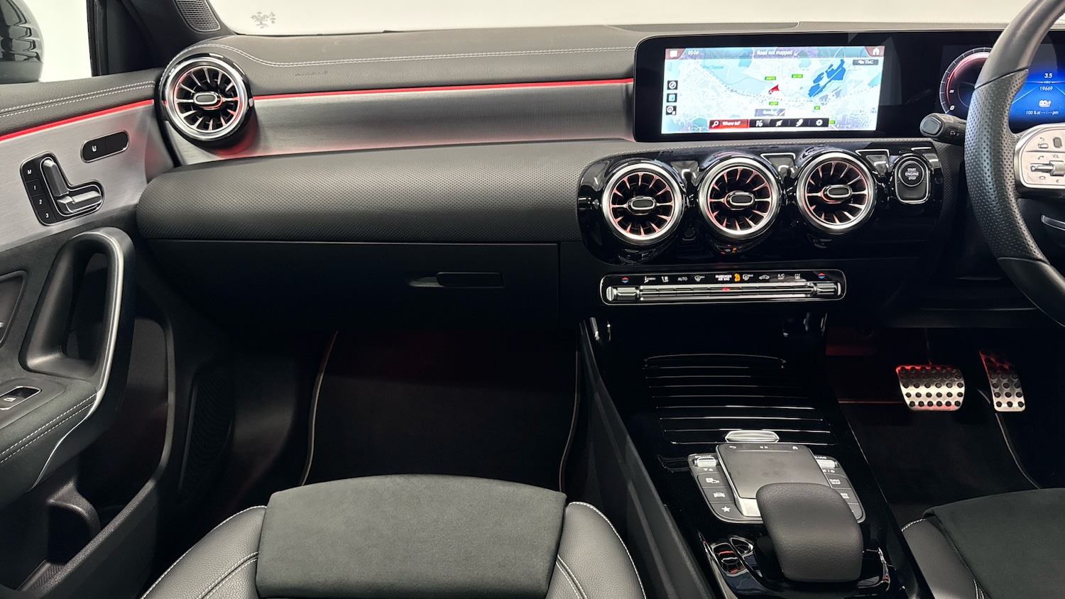 Used Mercedes-Benz A-Class 2021 for sale - 76196402: Photo 14