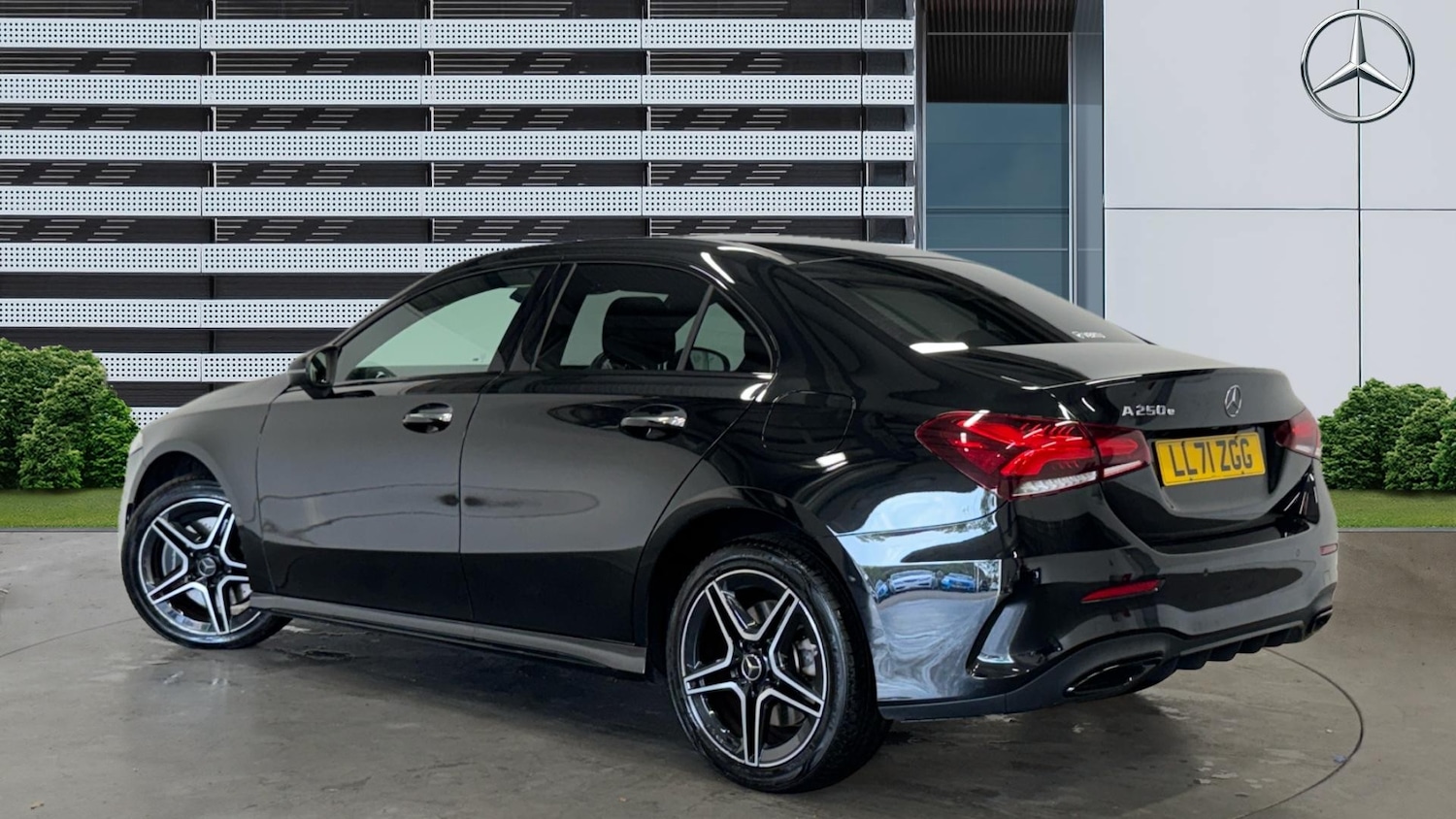 Used Mercedes-Benz A-Class 2021 for sale - 76196402: Photo 2