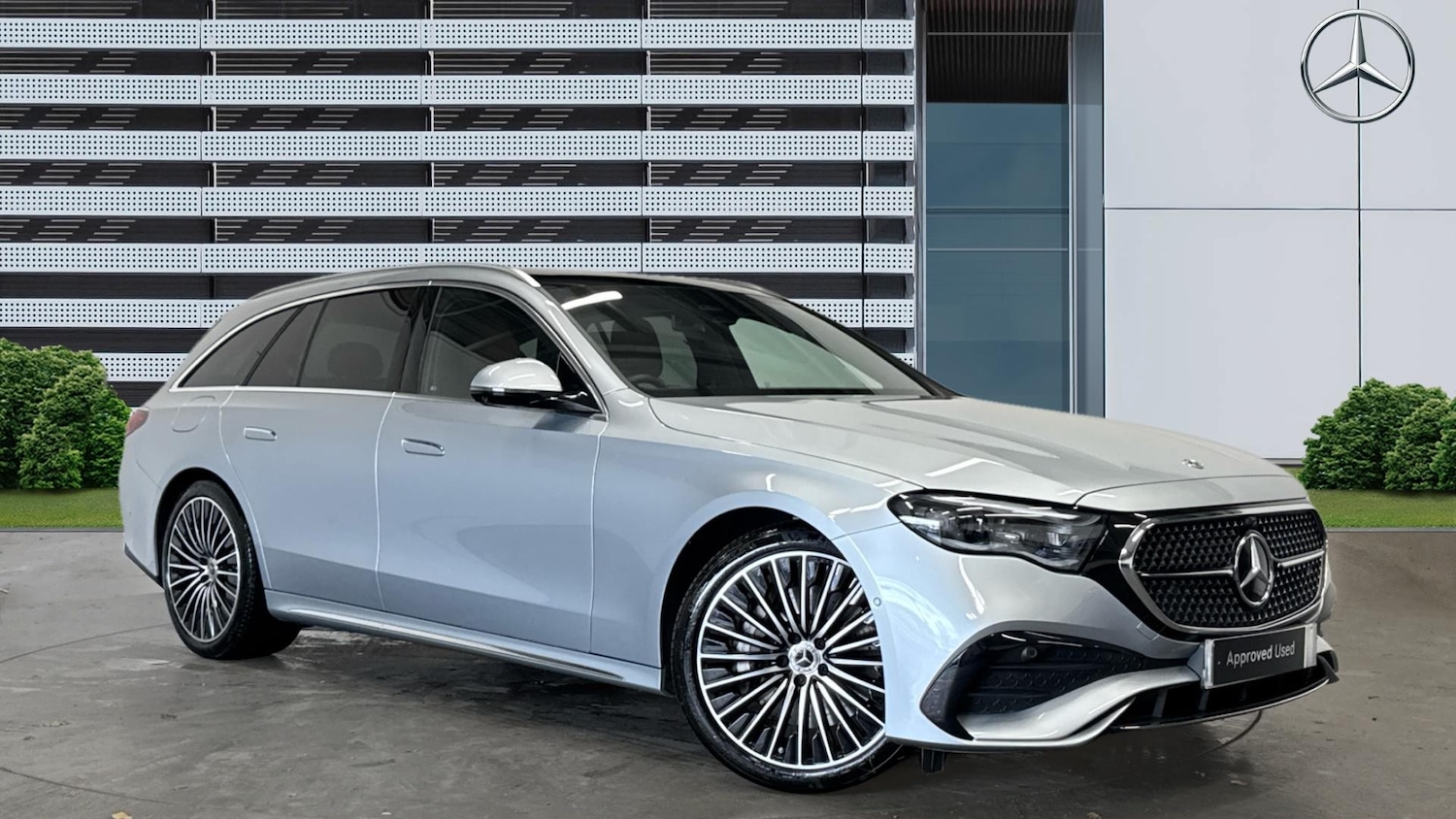 Used Mercedes-Benz E Class 2024 for sale - 76649940: Photo 1