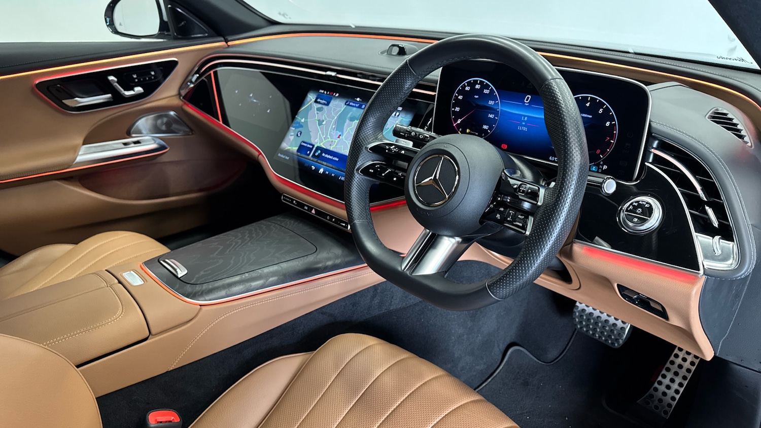 Used Mercedes-Benz E Class 2024 for sale - 76649940: Photo 11