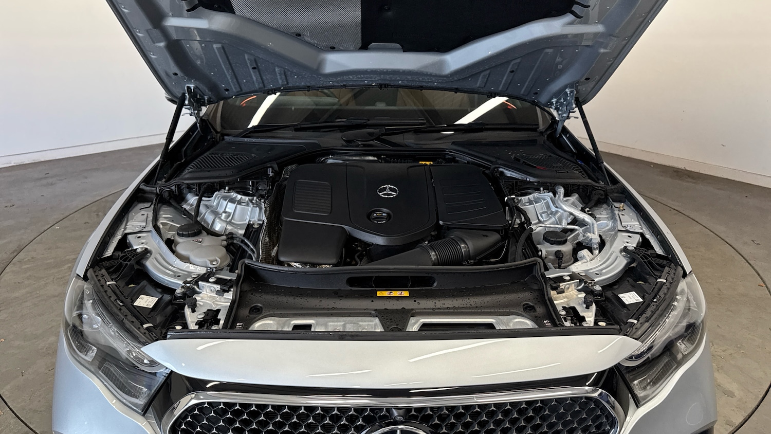 Used Mercedes-Benz E Class 2024 for sale - 76649940: Photo 8