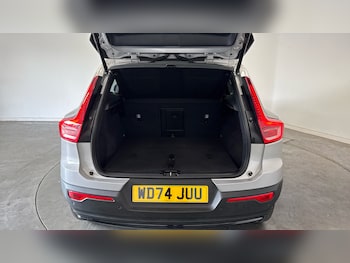 Used Volvo XC40 2024 for sale - 79299637: Photo