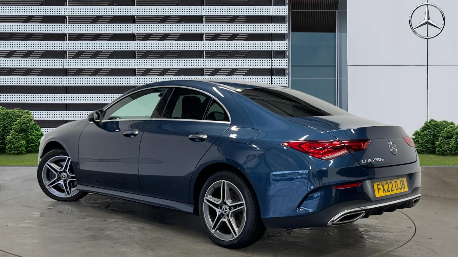 Used Mercedes-Benz CLA 2022 for sale - 76545239: Photo 2