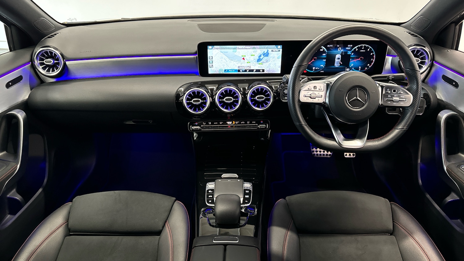 Used Mercedes-Benz A-Class 2019 for sale - 76566173: Photo 10