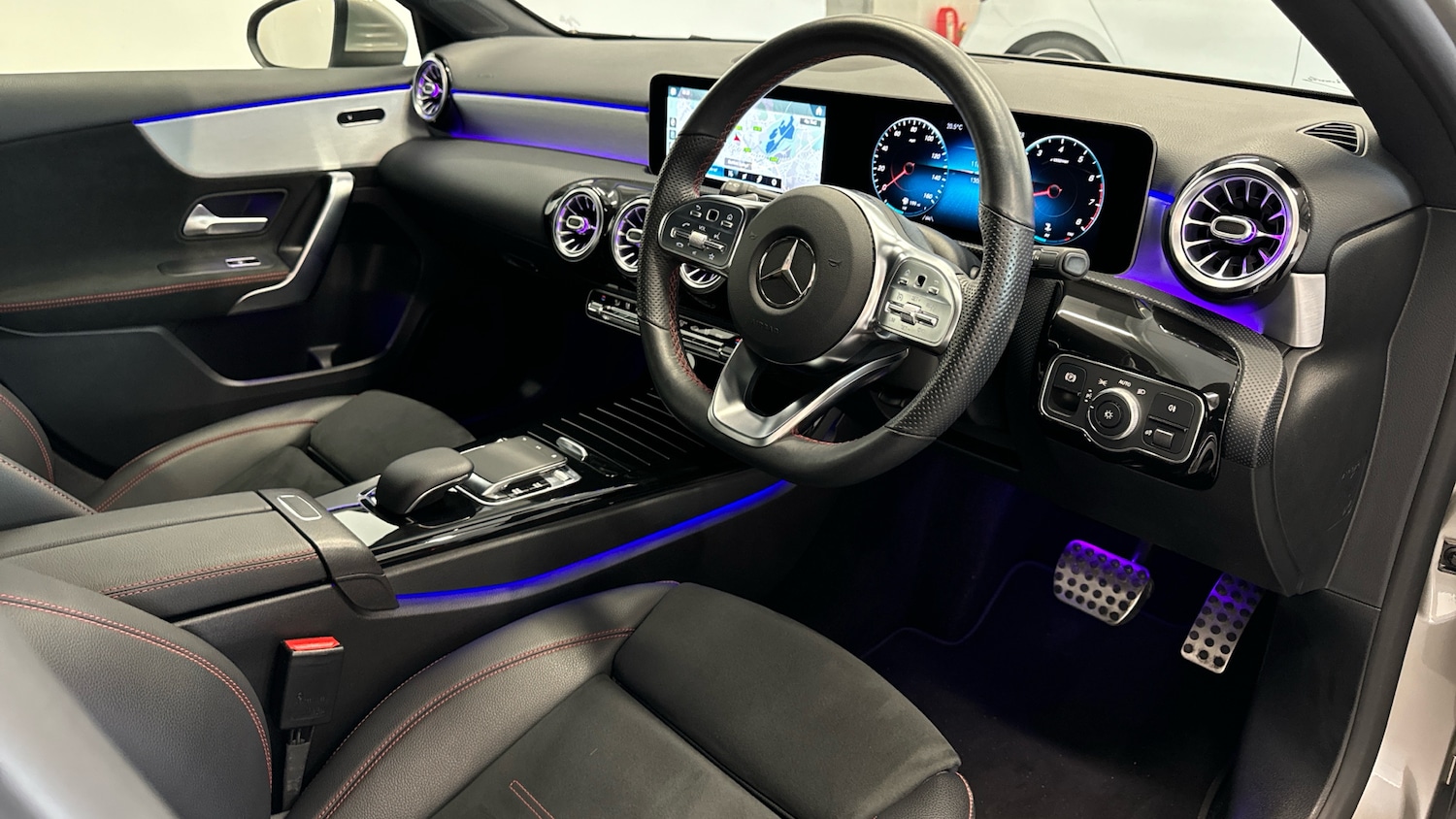 Used Mercedes-Benz A-Class 2019 for sale - 76566173: Photo 11