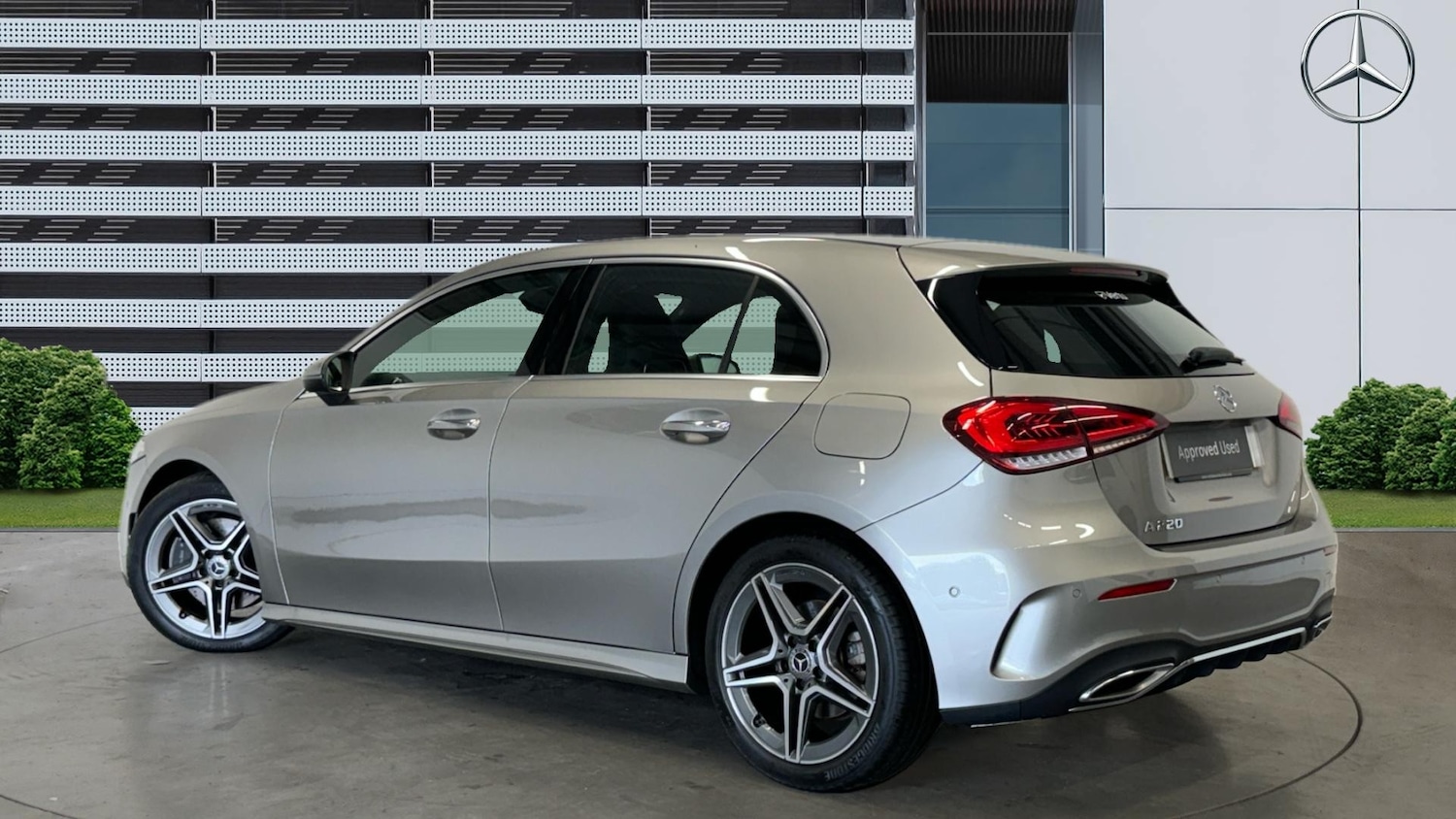 Used Mercedes-Benz A-Class 2019 for sale - 76566173: Photo 2