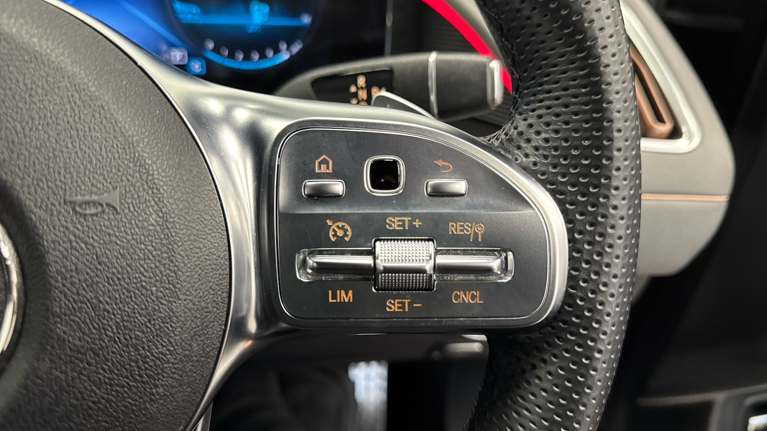 Used Mercedes-Benz EQC 2021 for sale - 76782502: Photo 30