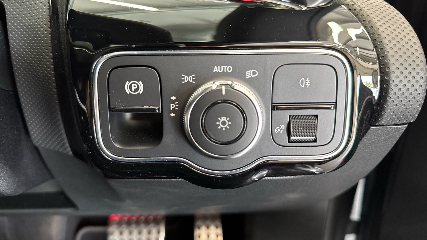 Vehicle 28