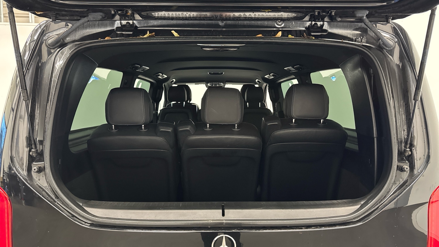 Used Mercedes-Benz V-Class 2020 for sale - 77245471: Photo 21