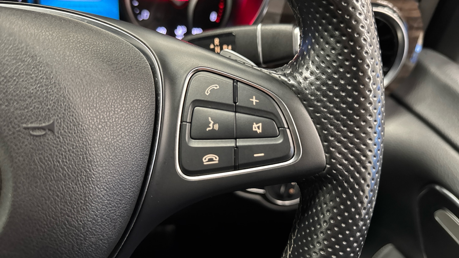 Used Mercedes-Benz V-Class 2020 for sale - 77245471: Photo 27