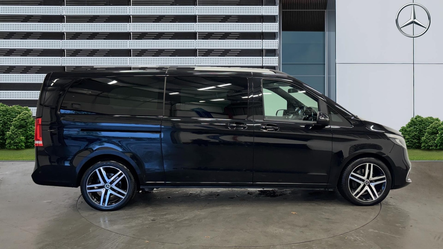 Used Mercedes-Benz V-Class 2020 for sale - 77245471: Photo 5