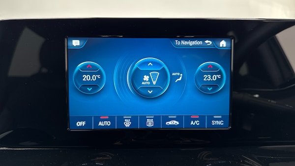 Used Mercedes-Benz GLA 2022 for sale - 76322412: Photo 40