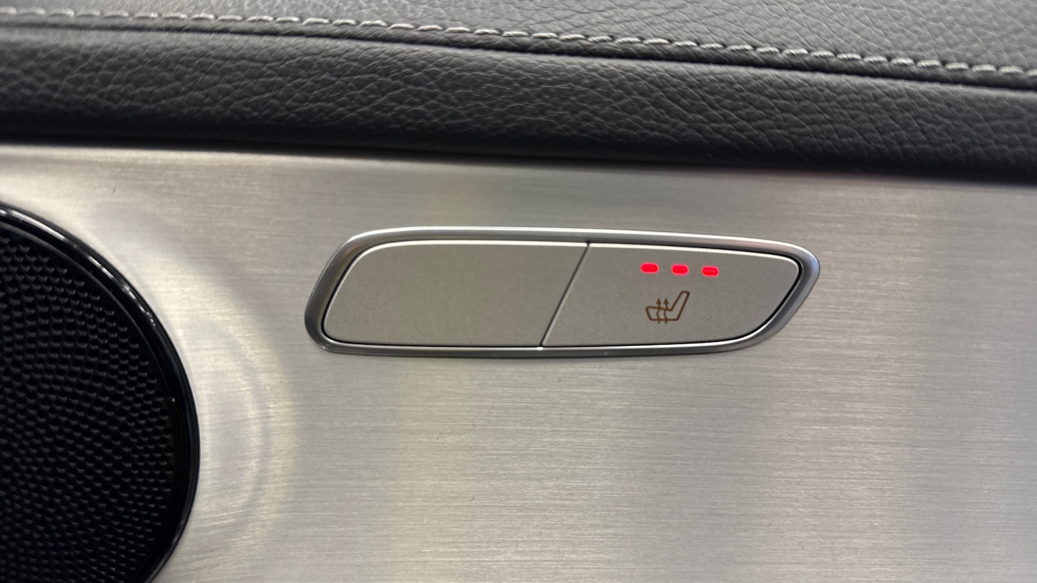 Used Mercedes-Benz GLC 2022 for sale - 77063842: Photo 25