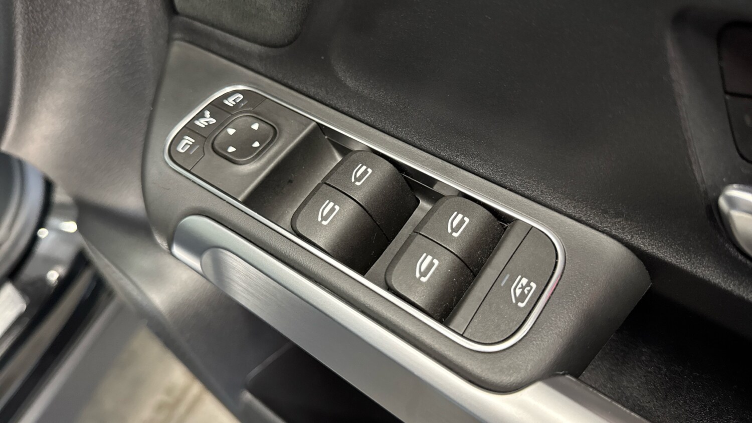 Used Mercedes-Benz GLB 2024 for sale - 76482769: Photo 27