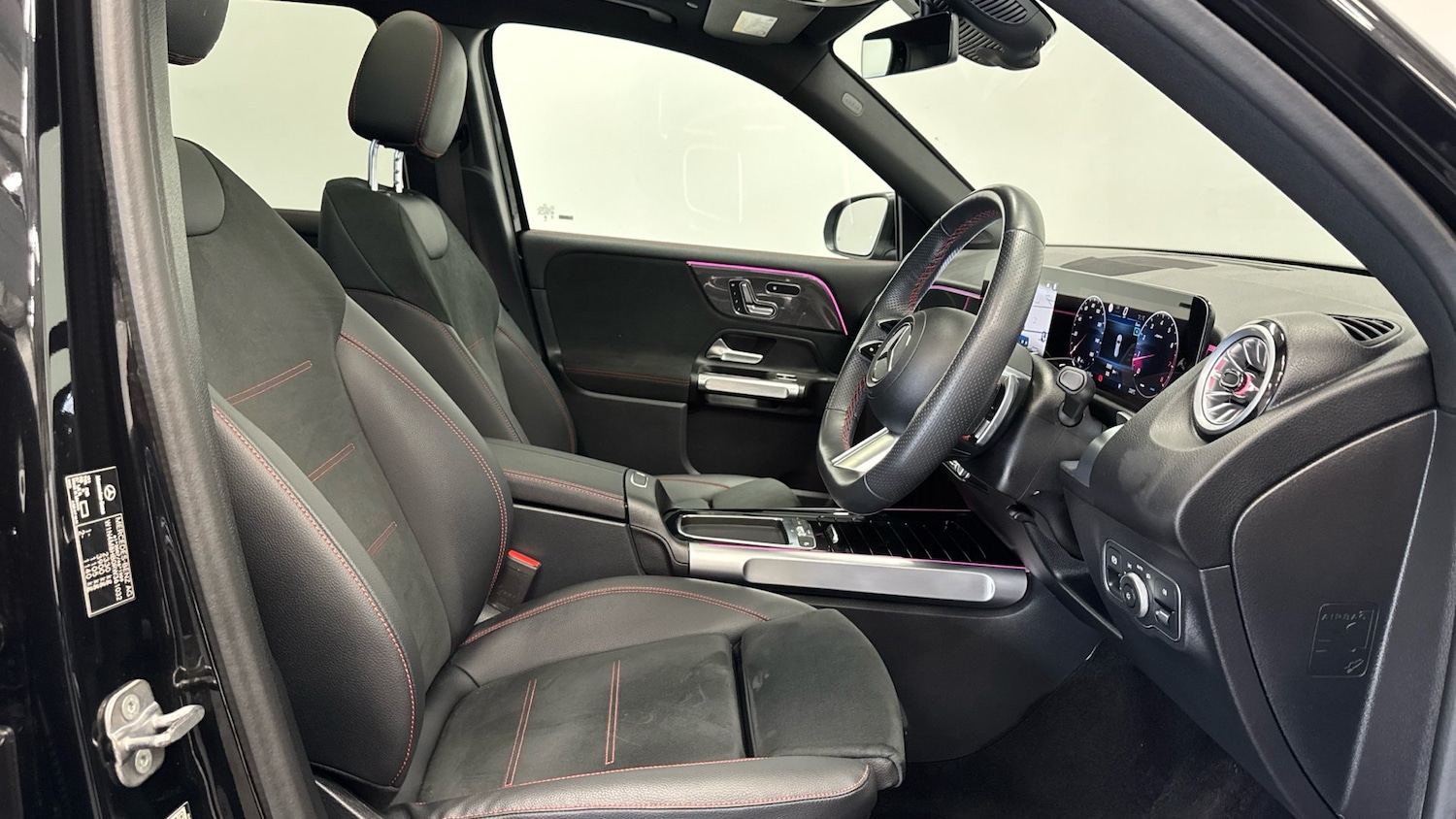 Used Mercedes-Benz GLB 2024 for sale - 76482769: Photo 29