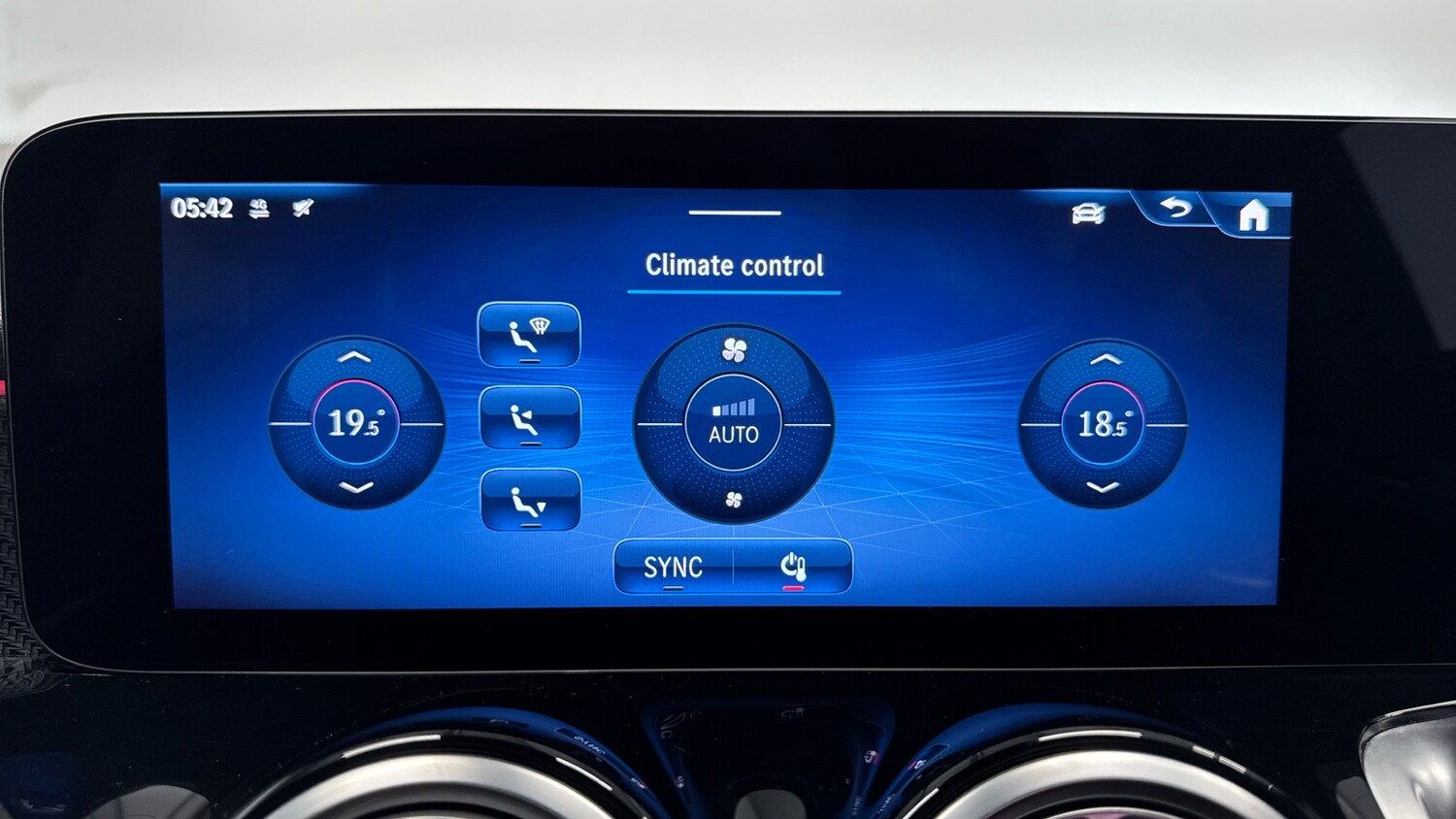 Used Mercedes-Benz GLB 2024 for sale - 76482769: Photo 43