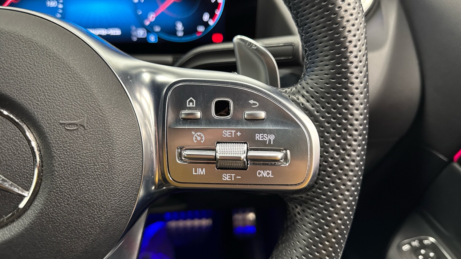 Used Mercedes-Benz GLA 2022 for sale - 76102004: Photo 29
