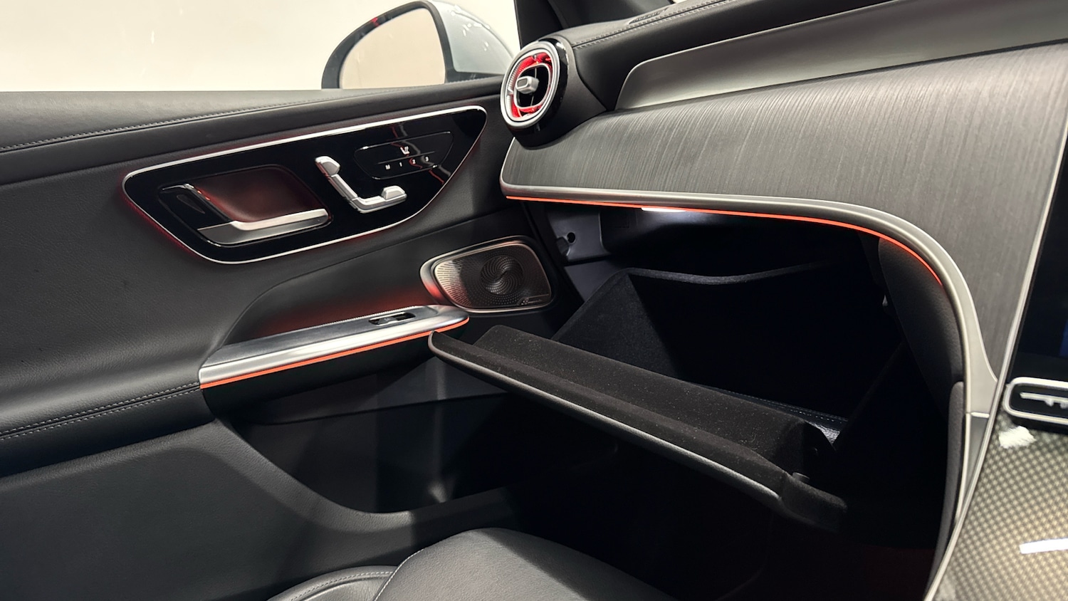 Used Mercedes-Benz GLC 2023 for sale - 77521915: Photo 35