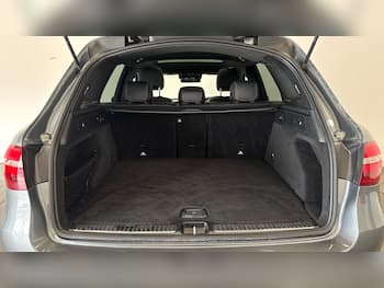 Used Mercedes-Benz GLC 2018 for sale - 79568776: Photo