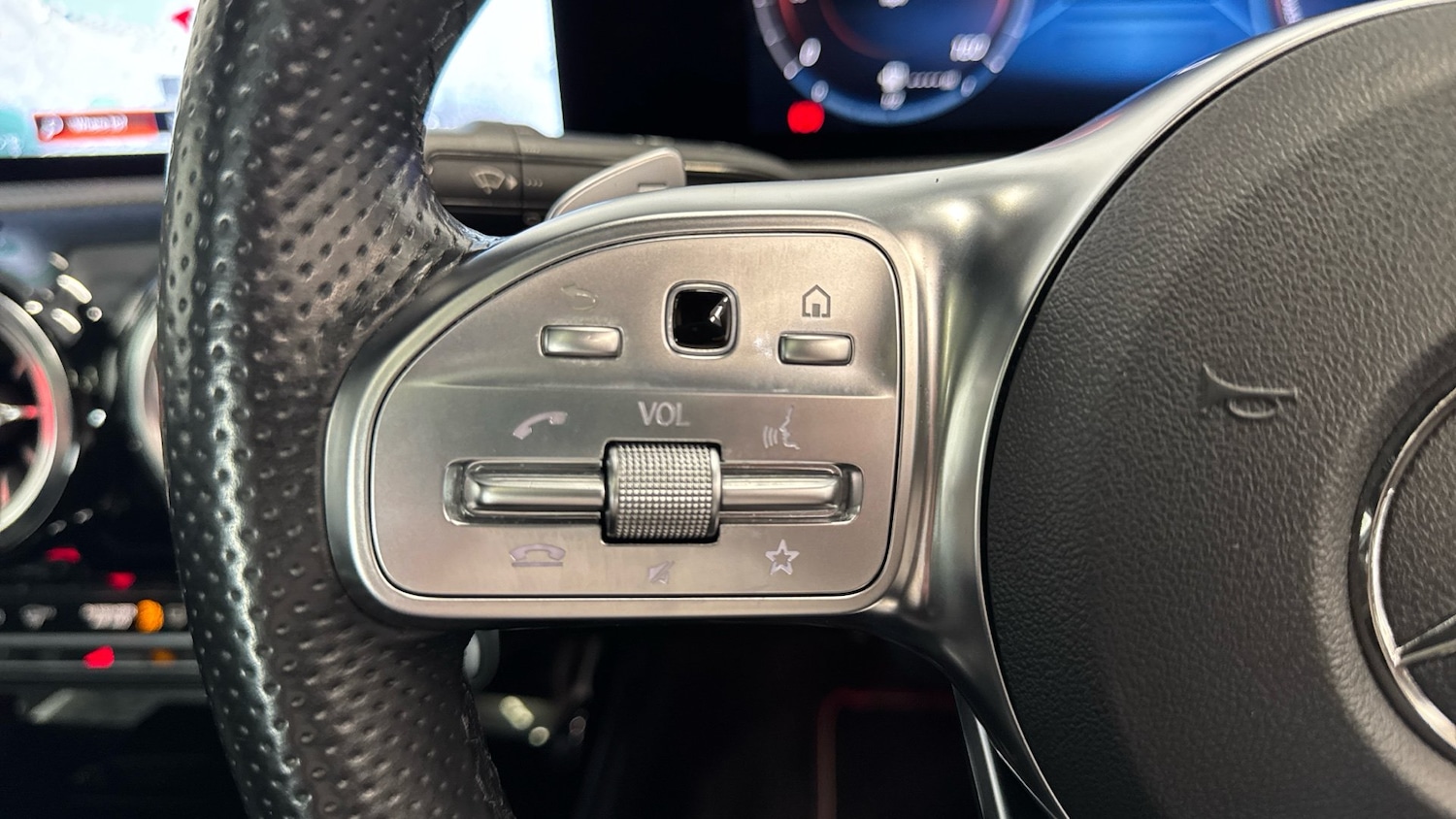 Used Mercedes-Benz A-Class 2021 for sale - 76650921: Photo 30