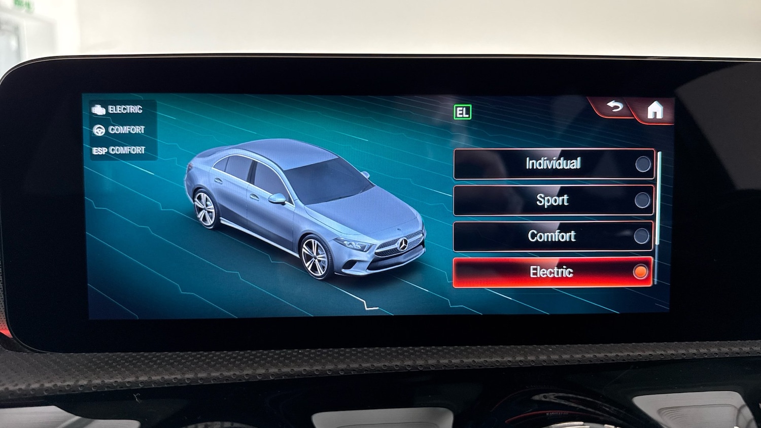 Used Mercedes-Benz A-Class 2021 for sale - 76650921: Photo 41