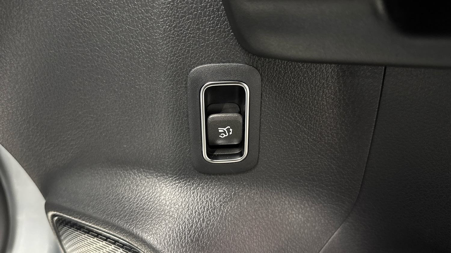 Used Mercedes-Benz EQB 2025 for sale - 77151071: Photo 28