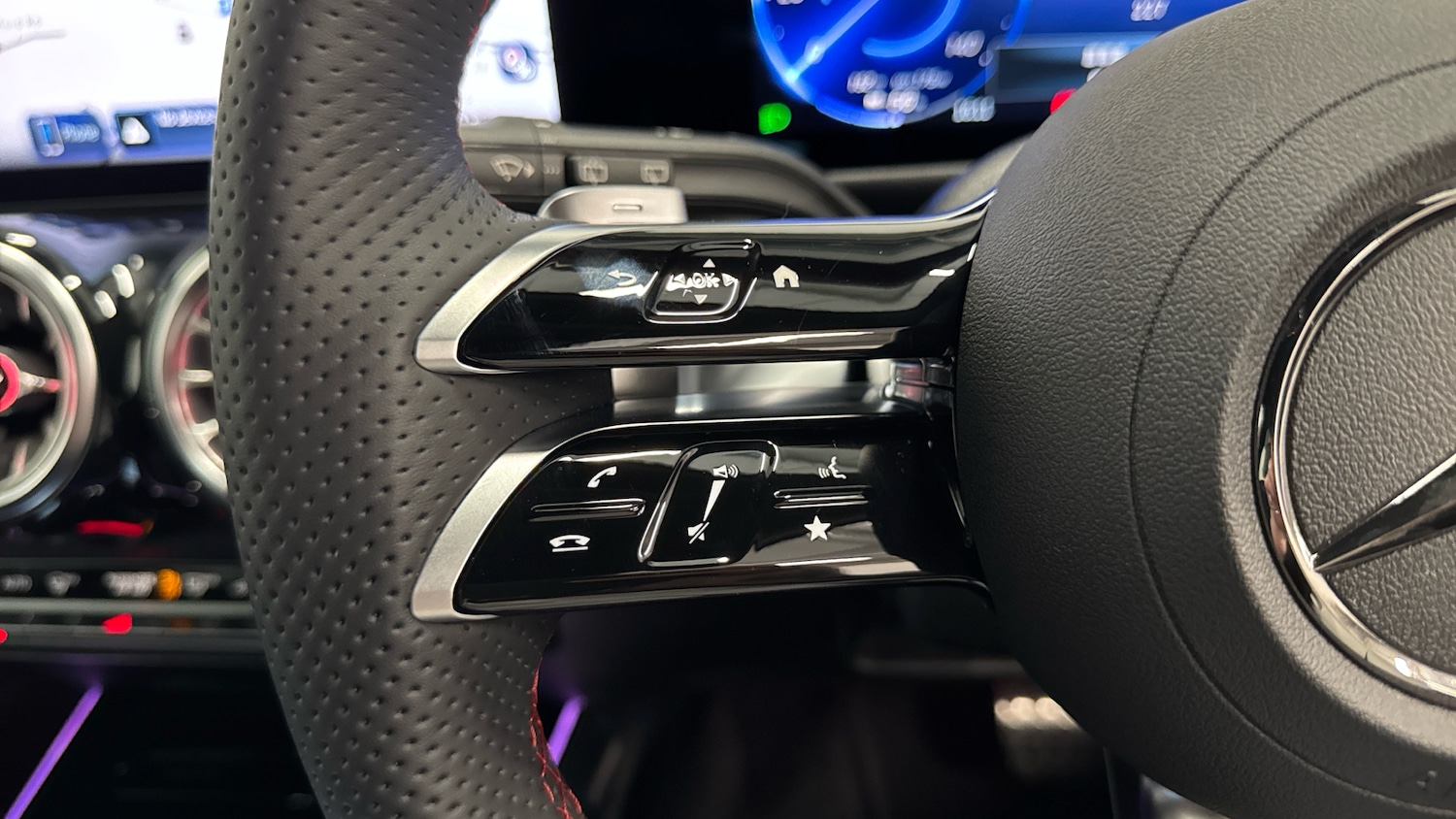 Used Mercedes-Benz EQB 2025 for sale - 77151071: Photo 31