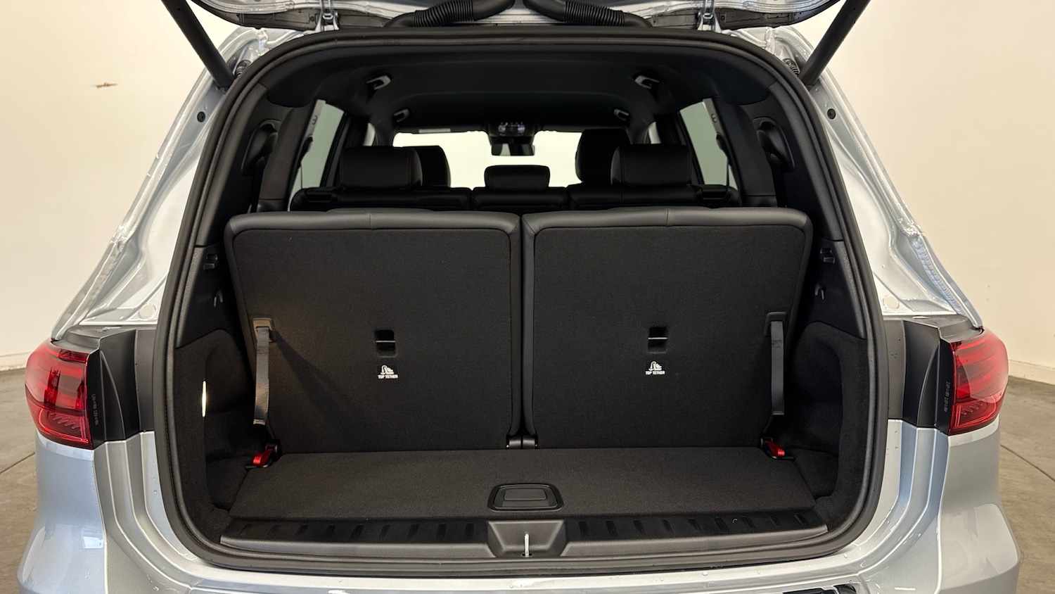 Used Mercedes-Benz EQB 2025 for sale - 77151071: Photo 4