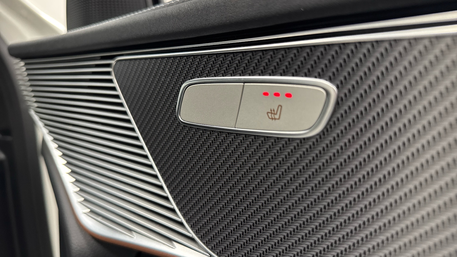 Used Mercedes-Benz EQC 2022 for sale - 76639607: Photo 25